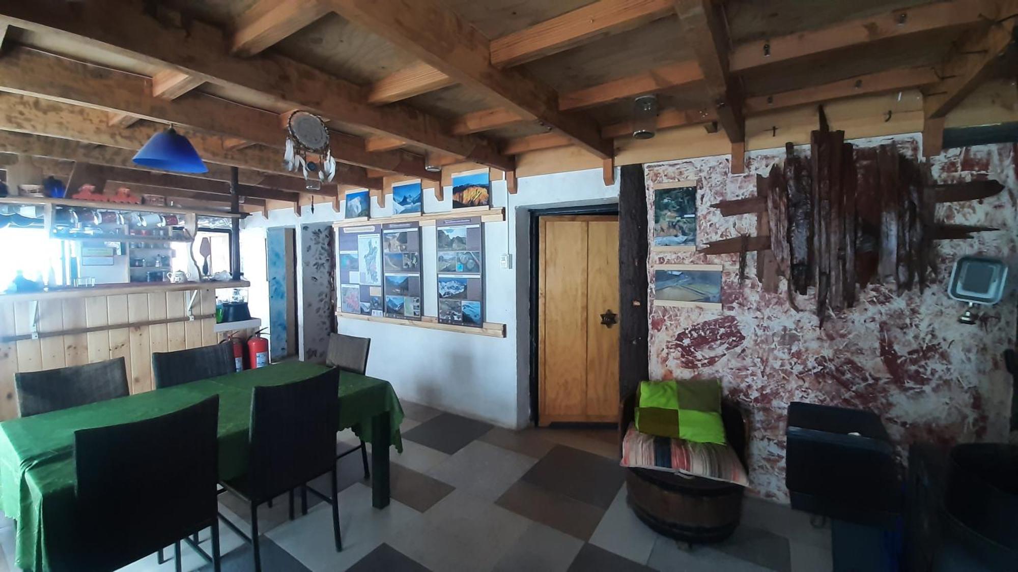 Hostal Crisol Refugio Lo Valdes 外观 照片